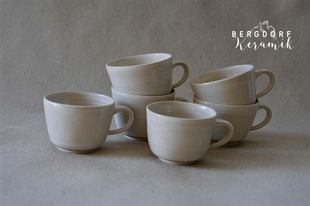 Tassen mit „Wilder&nbsp;Kamille“